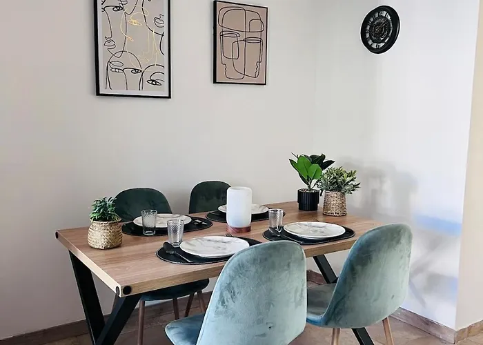Apartment Cocoon & Bright With Bird Song *